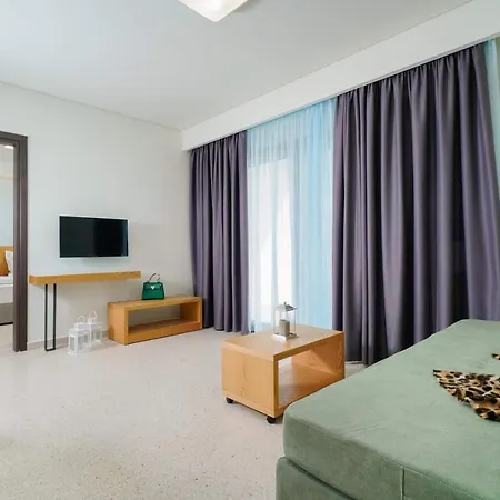 Encanto Village -apartments * Potósz