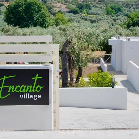 Encanto Village -apartments * Potósz