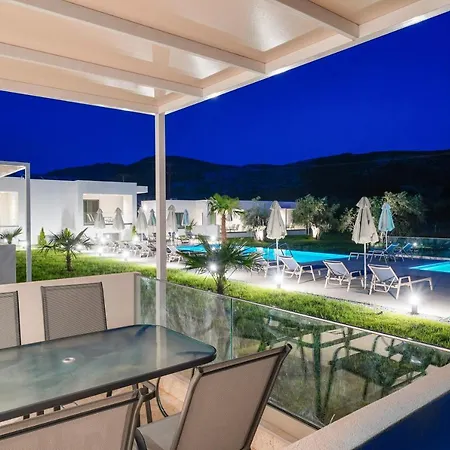 Encanto Village -apartments Apartman