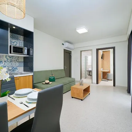 アパート Encanto Village -apartments *