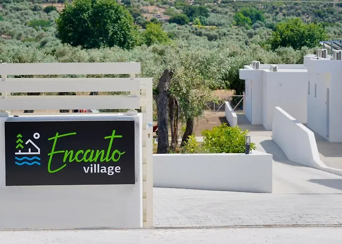 Encanto Village -apartments * Potos